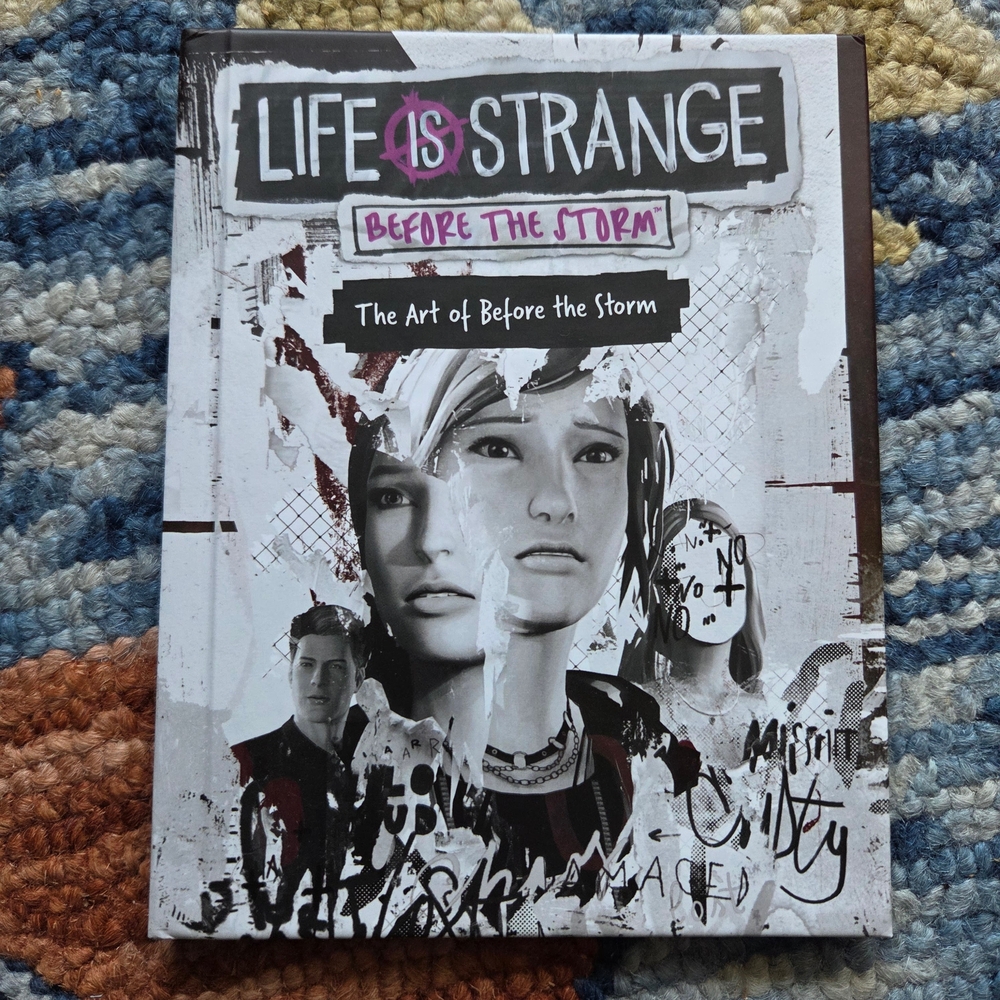 COPY - Life is Strange Art Book - Black and White